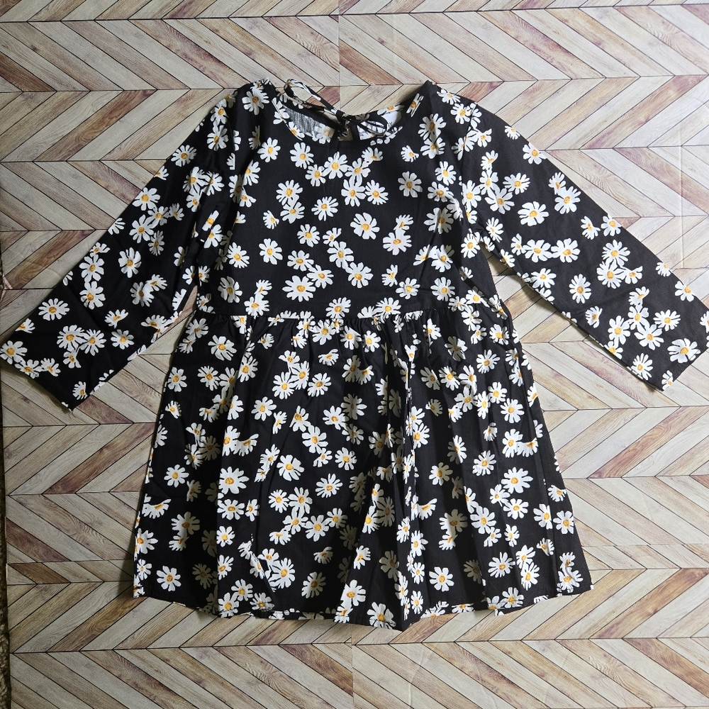 Girl's Daisy Print Long Sleeve Babydoll Mini Dress Black White 90s Grunge 4-5Y